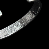 BG-01 FLAT BANGLE (18K GOLD ACCENT) / K18イーグルスタンプメタル付平打ちバングル