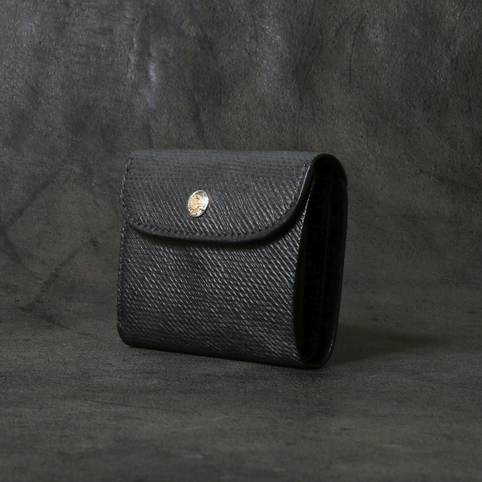 2025 SPECIAL】W5 ロシアンカーフ ≪BLACK≫ ショートウォレット