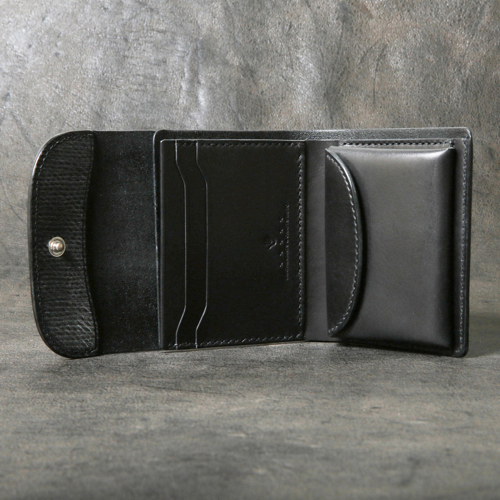 2025 SPECIAL】W5 ロシアンカーフ ≪BLACK≫ ショートウォレット