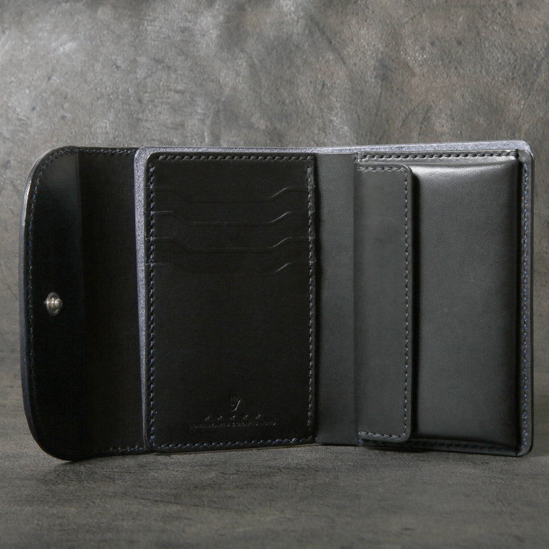 【2025 SPECIAL】W6 藍染パイソン × ブライドルレザー ミドルウォレット