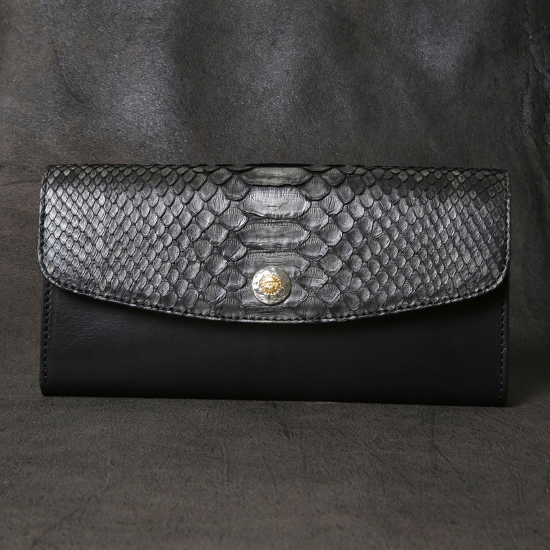 【2025 SPECIAL】LW2 墨染めパイソン ロングウォレット
