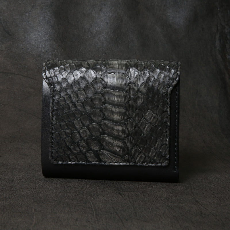【2025 SPECIAL】W5 墨染めパイソン ショートウォレット