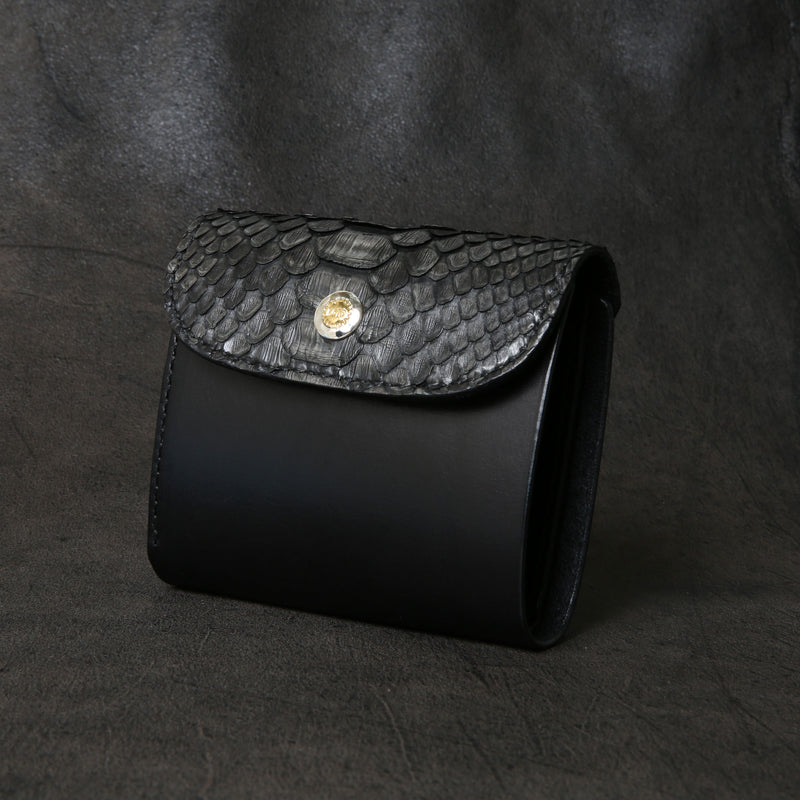 【2025 SPECIAL】W5 墨染めパイソン ショートウォレット