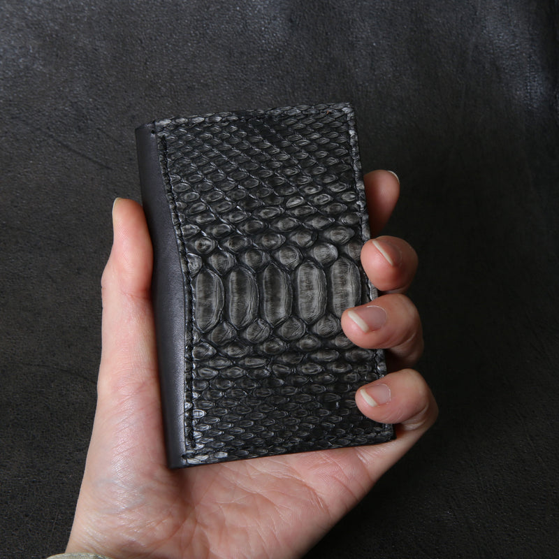 【2025 SPECIAL】CA4 墨染めパイソン カードケース