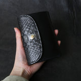 【2025 SPECIAL】W6 墨染めパイソン ミドルウォレット