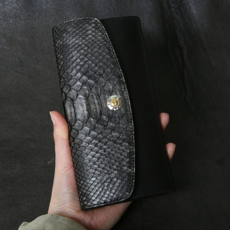 【2025 SPECIAL】LW2 墨染めパイソン ロングウォレット