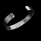BG-02 FLAT HAMMERED BANGLE / K18太陽スタンプメタル付槌目平打ちバングル