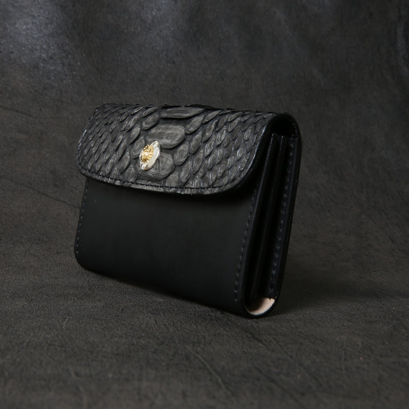 【2025 SPECIAL】CA6 墨染めパイソン × 墨染めコードバン カードケース