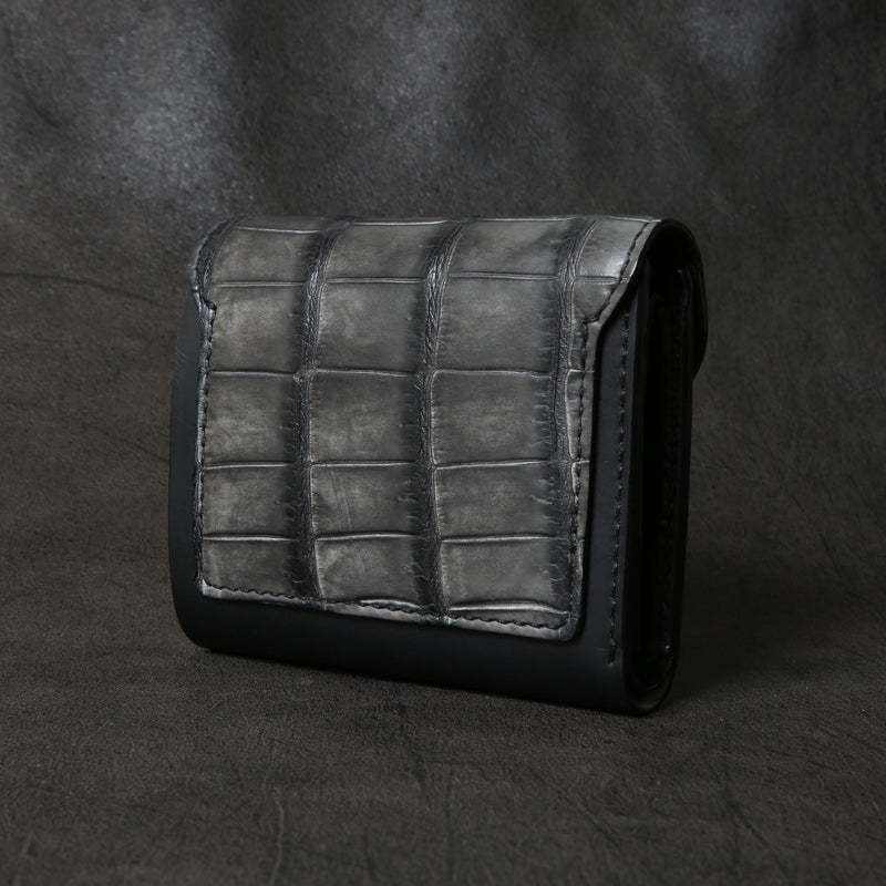 【2025 SPECIAL】W5 墨染めクロコ × 墨染めコードバン ショートウォレット