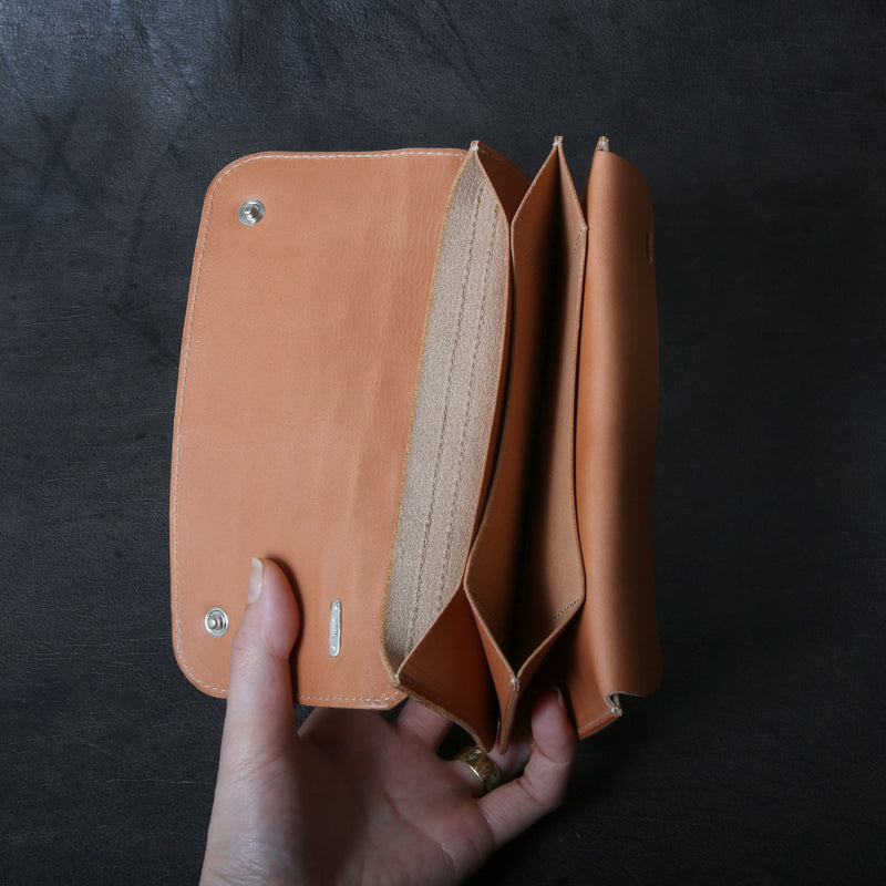 【2025 MOTOR SPECIAL】RLW1 ヌメクロコ ≪NATURAL≫ トラッカーズロングウォレット