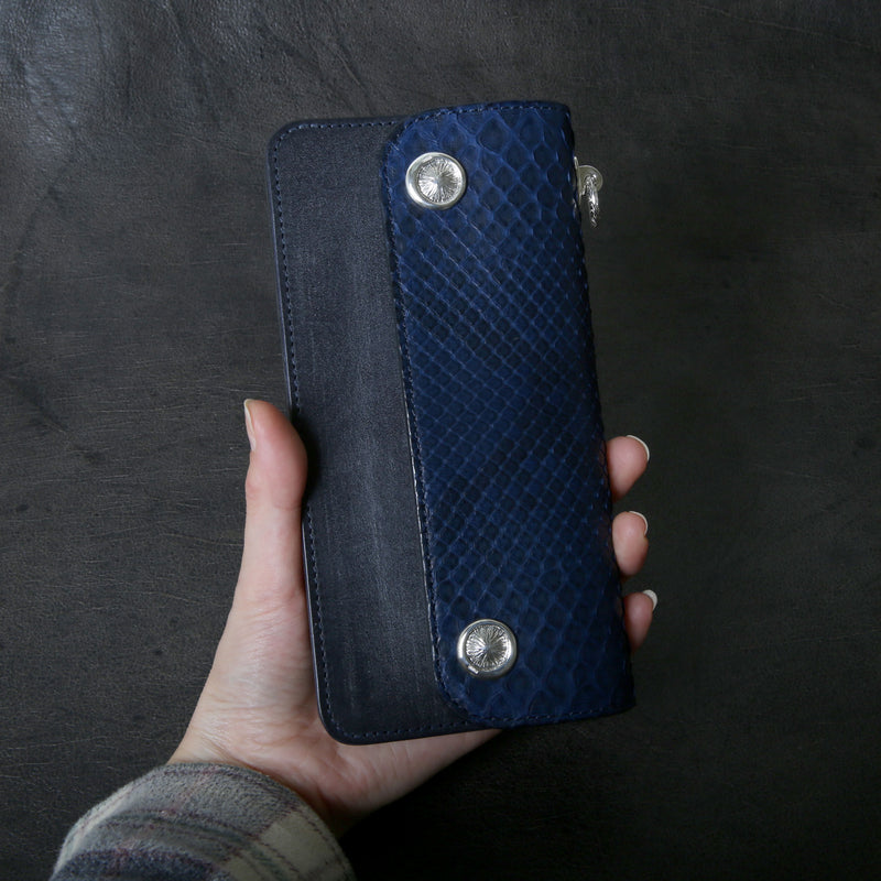 【2025 MOTOR SPECIAL】RLW1 藍染めパイソン × ブライドルレザー ≪INDIGO≫ トラッカーズロングウォレット