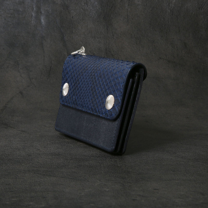 【2025 MOTOR SPECIAL】RW8 藍染めパイソン × ブライドルレザー ≪INDIGO≫ トラッカーズミドルウォレット