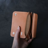 【2025 MOTOR SPECIAL】RW8 エレファント × マットバケッタ ≪NATURAL≫ トラッカーズミドルウォレット