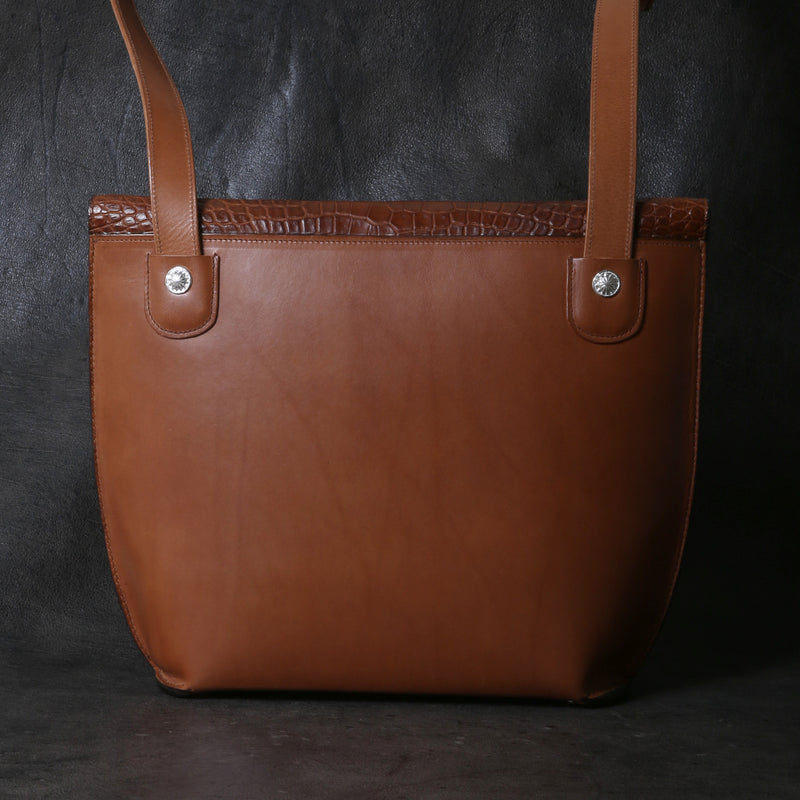 【2025 MOTOR SPECIAL】HBAG2 ハンドダイ・ヌメクロコ ≪BROWN≫ "HIDEO MOTOIKE" ショルダーバッグ