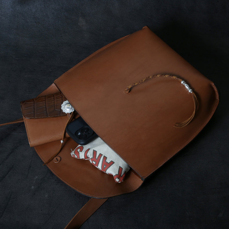 【2025 MOTOR SPECIAL】HBAG2 ハンドダイ・ヌメクロコ ≪BROWN≫ "HIDEO MOTOIKE" ショルダーバッグ