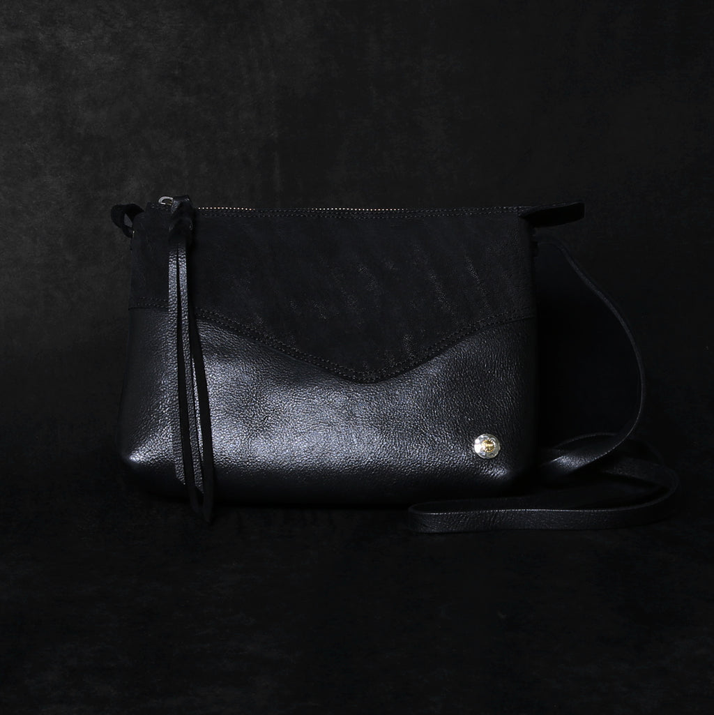 2025 SPECIAL】BAG65 エレファント × クーズー ≪BLACK≫ サコッシュ