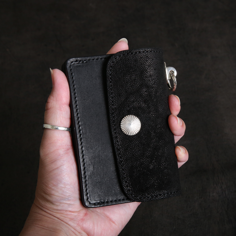 moto ca6 墨染めエレファント・バケッタレザー moto ca6 墨染めエレファント・バケッタレザー CA6 ≪BROWN≫ CARD