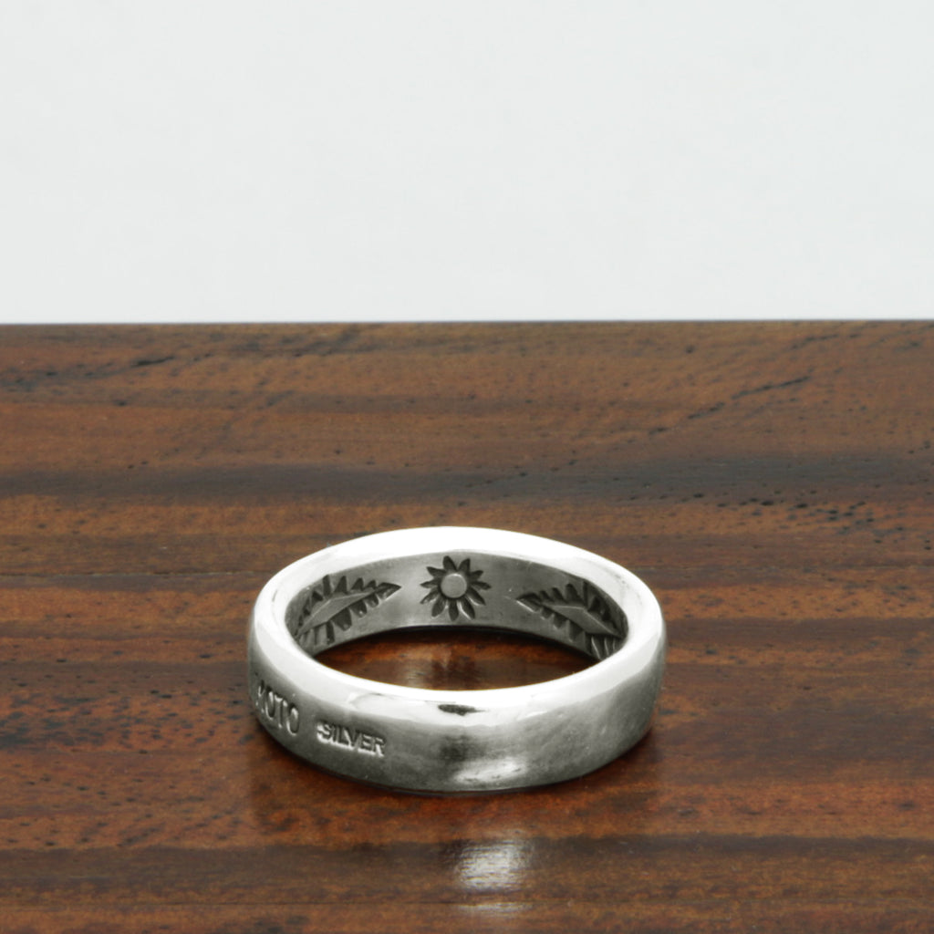 COMTEMPORARY NATIVE RC-08 STAMP RING (SMALL