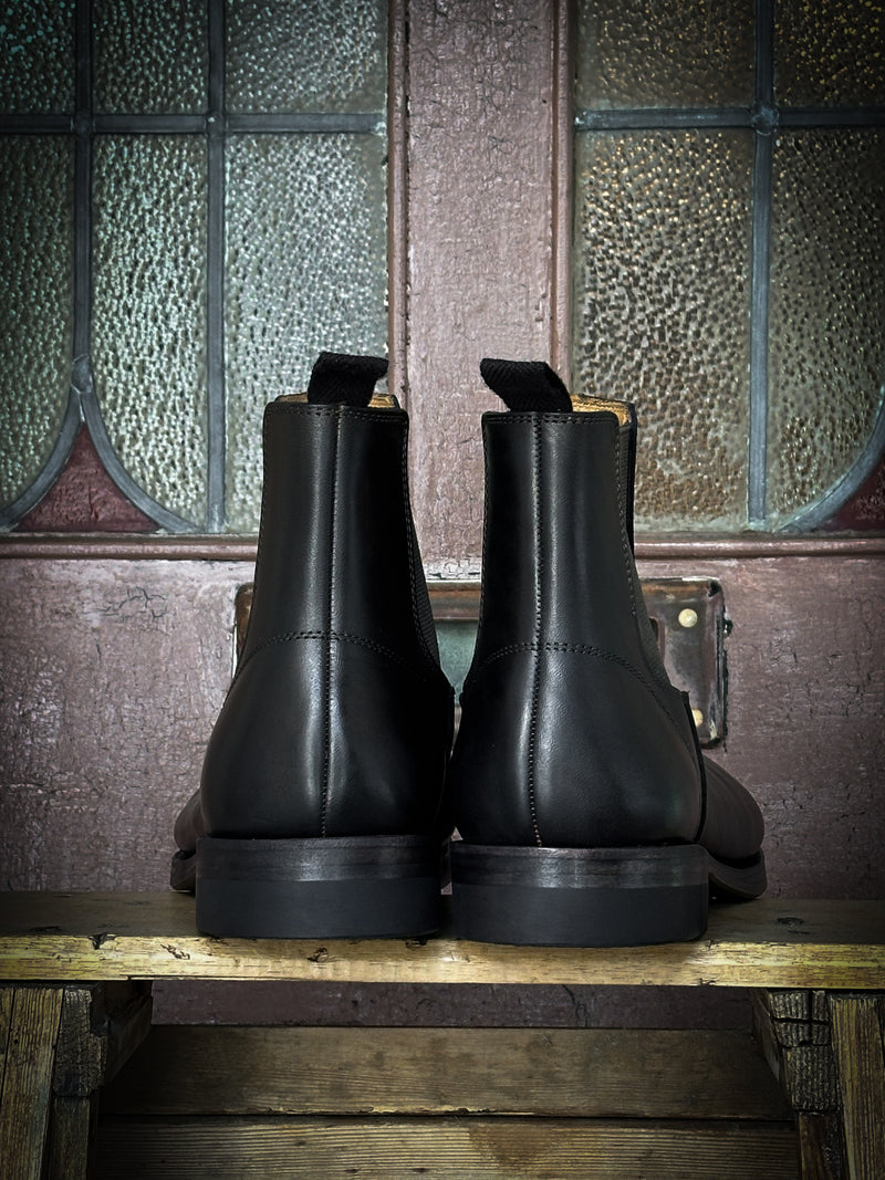 SIDE GORE BOOTS | JISTORY
