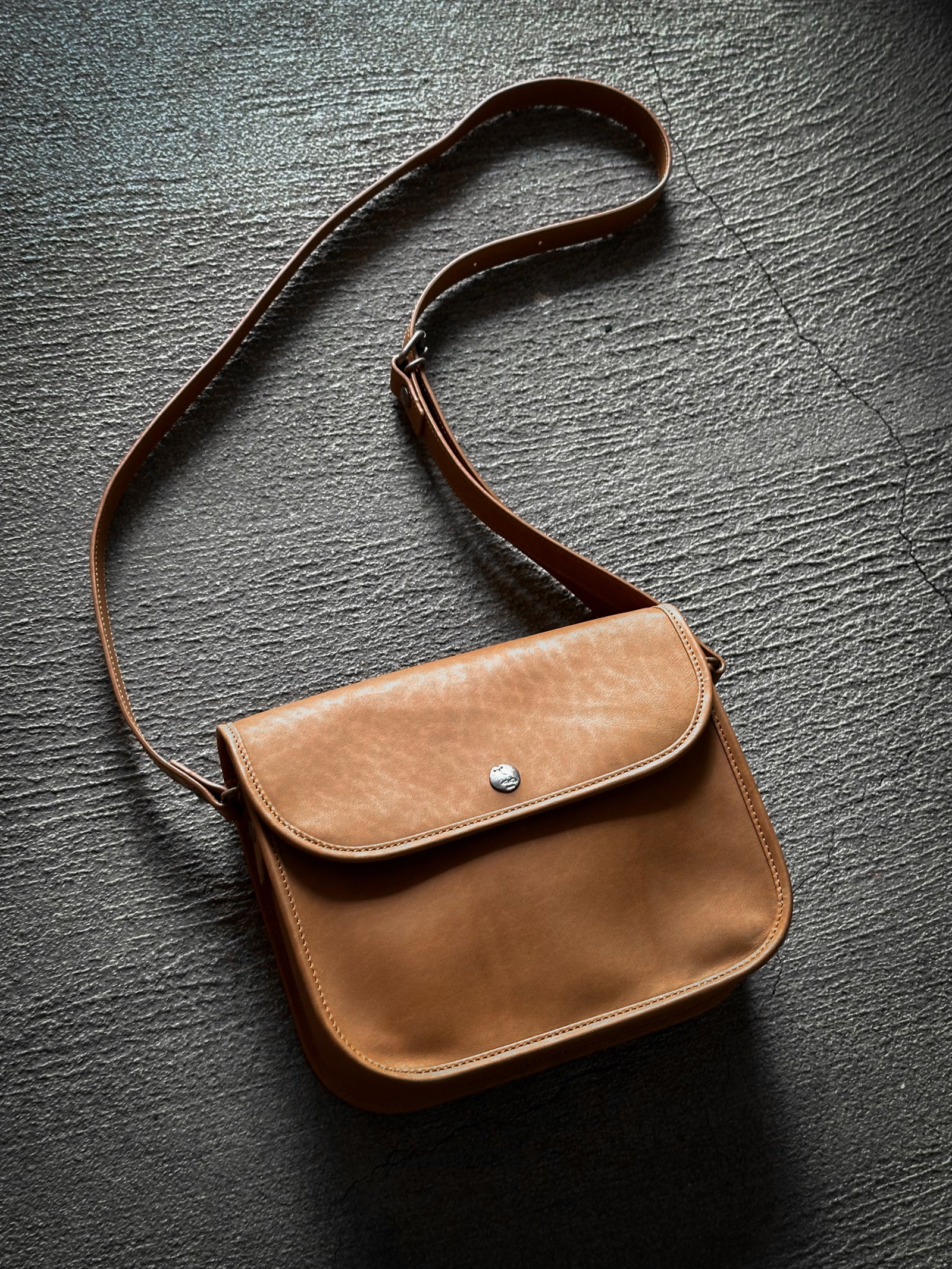 2025SS COLLECTION】BAG72 ≪BROWN≫ OILED COW LEATHER FLAP