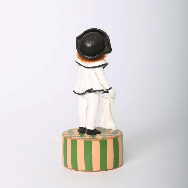 ミュージアムグッズ期間限定発売(発売期間 2月25日〜3月10日) LEATHER DOLL  /  革の人形シリーズ (りんごを持つピエロ）