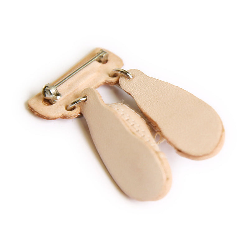 ミュージアムグッズ期間限定発売(発売期間 2月25日〜3月10日)  SHOES BROOCH / 靴ブローチ