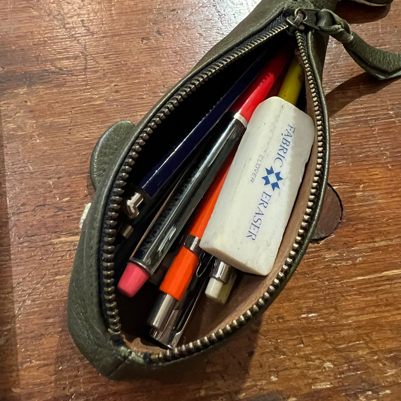 ミュージアムグッズ期間限定発売(発売期間 2月25日〜3月10日) PEN CASE / ペンケース