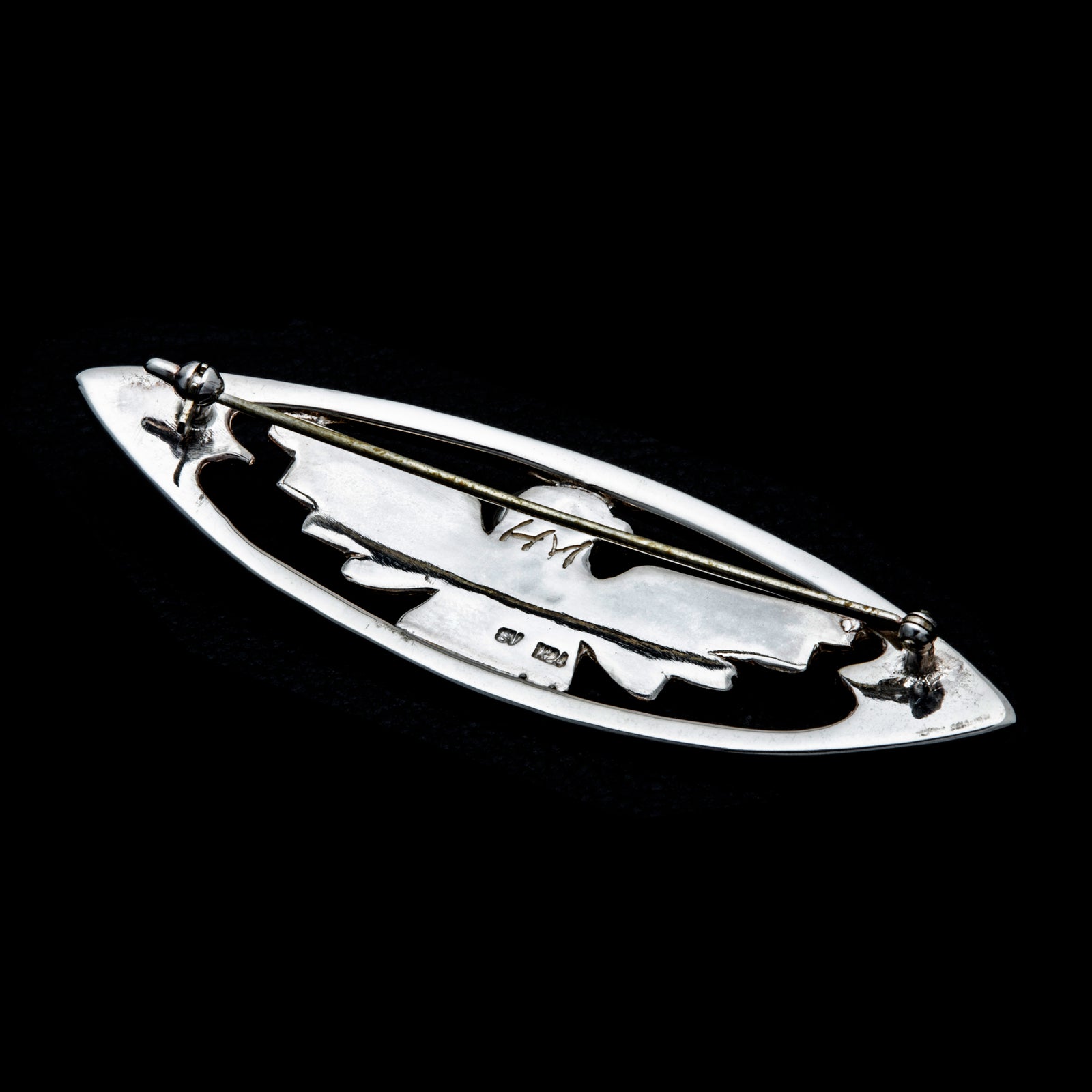 SV925 シルバー ブローチ 《ヘ音記号》 k24メッキ仕上 音楽雑貨・アクセサリー専門店 ♪ プレリュード